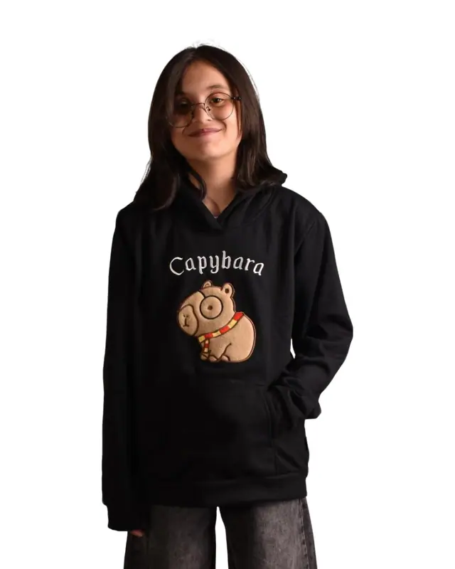 Buzo Hoodie Capybara Negro Niña — Buzos y Chaquetas Big Boys Ecuador